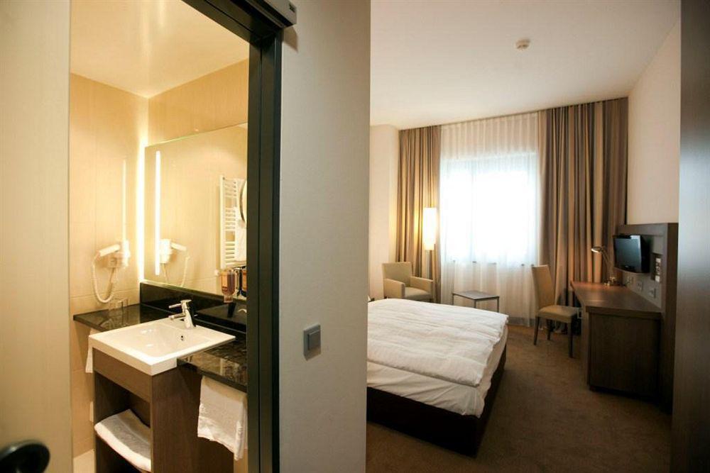 Intercityhotel Μάνχαιμ Εξωτερικό φωτογραφία